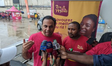 Cameroun : Riz Meme marche contre le cancer du sein