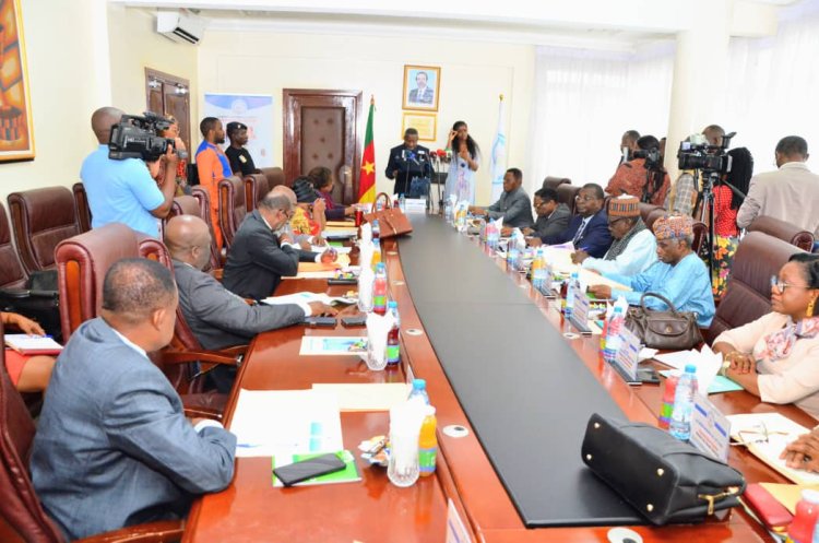 Cameroun : ELECAM dresse le bilan de la présidentielle et se projette sur l’avenir électoral