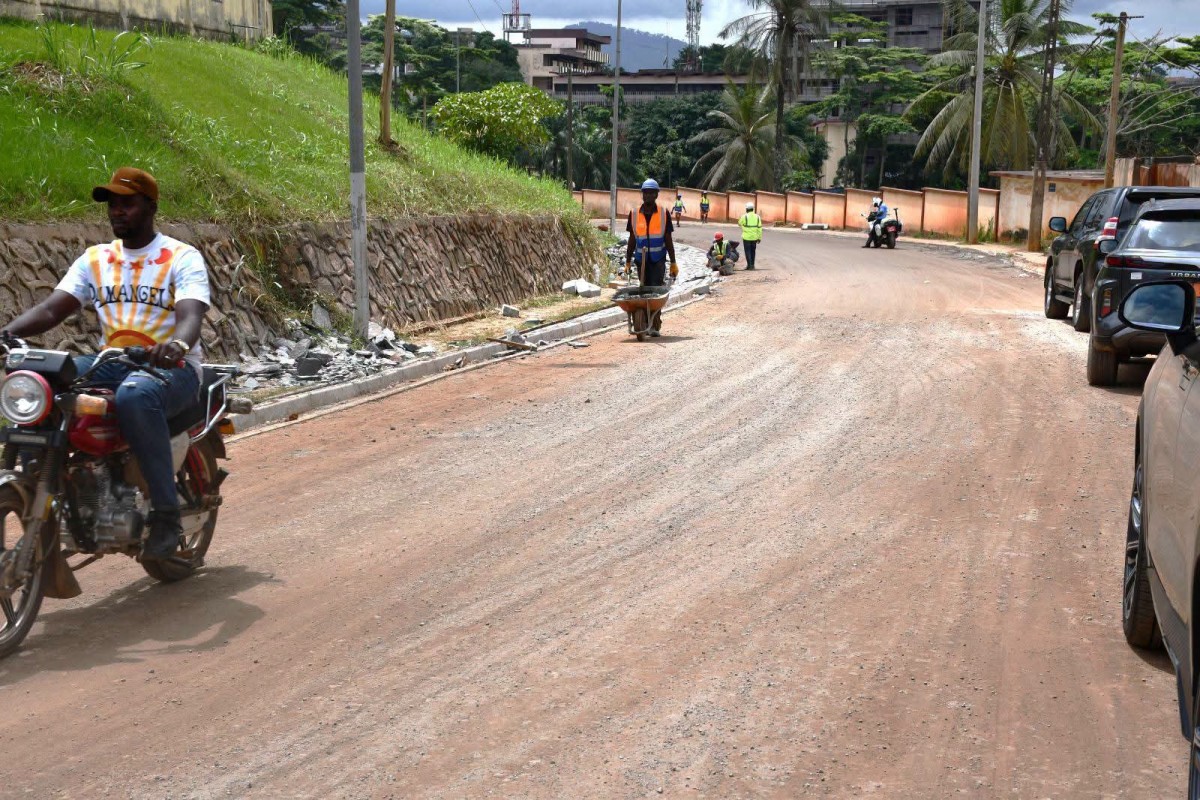 Yaoundé : le MINHDU accélère les chantiers de voirie